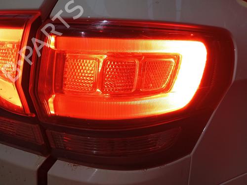 Used Right taillight JEEP GRAND CHEROKEE IV (WK, WK2) 3.0 CRD V6 4x4 (250 hp) 31888505