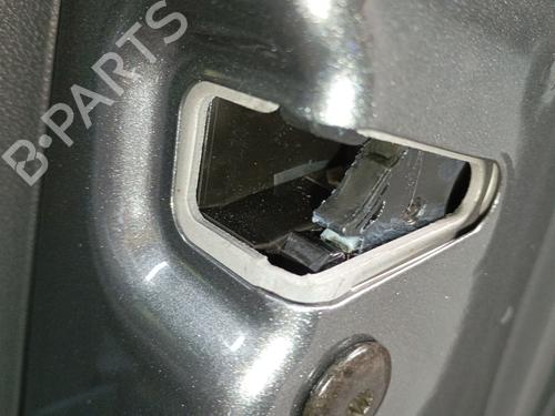 rear-right-lock-skoda-karoq-nu7-nd7-2017-33436980 main image