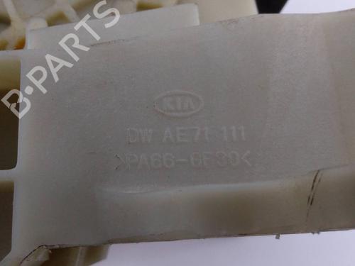 Gear lever KIA SORENTO I (JC) 2.5 CRDi 4WD | BP9253715M90