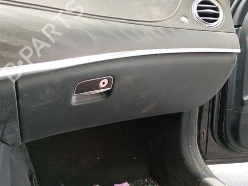 Used Glove box Glove box 38702569 38702569
