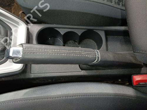 hand-brake-audi-a1-sportback-gba-2018-33977006 main image