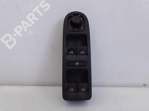 Used Left front window switch Left front window switch VW GOLF VI (5K1) 1.6 TDI (105 hp) 8601829 8601829