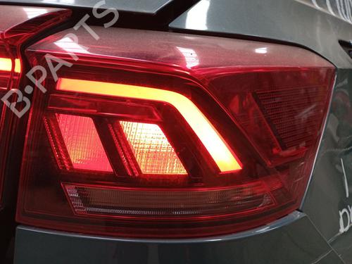 Used Right taillight Right taillight VW T-ROC (A11, D11) 1.5 TSI (150 hp) 33024149 33024149