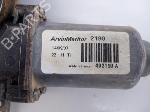 Rear right window mechanism NISSAN QASHQAI / QASHQAI +2 I (J10, NJ10, JJ10E) 2.0 dCi | BP13241003C25 