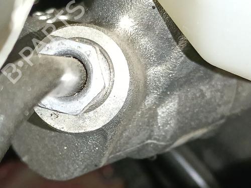 brake-master-cylinder-mercedes-benz-glc-x254-2022-40041203 main image