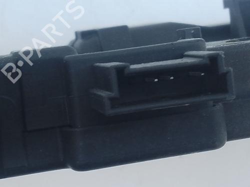 Tailgate lock JAGUAR XE (X760) 2.0 D | BP31904897C101