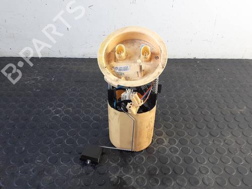 Used Fuel pump BMW X1 (E84) sDrive 18 d (143 hp) 8644587