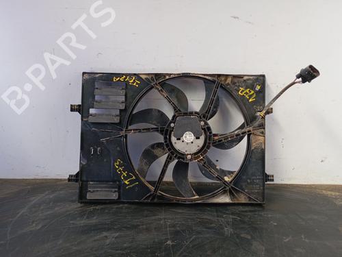 Used Radiator fan Radiator fan SEAT IBIZA IV SC (6J1, 6P5) [2008-2018] 39944674 39944674