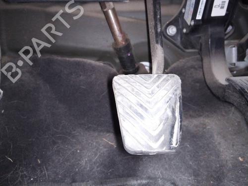 Used Break pedal HYUNDAI SANTA FÉ II (CM) 2.2 CRDi 4x4 (155 hp) 17492083