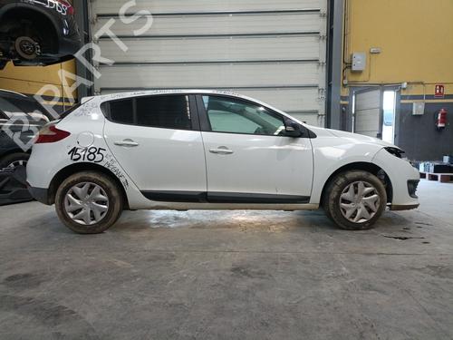 Brugte RENAULT MEGANE III Hatchback (BZ0/1_, B3_) 1.2 TCe (BZ2B, BZ11) 4827694