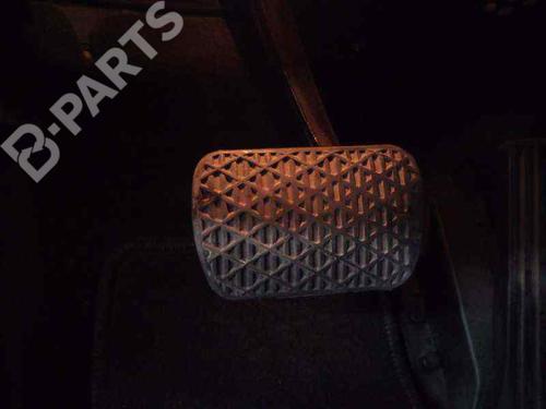 Used Break pedal Break pedal MERCEDES-BENZ C-CLASS (W204) C 220 CDI (204.008) (170 hp) 8788199 8788199