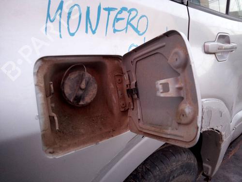 Fuel flap MITSUBISHI PAJERO III (V7_W, V6_W) 3.2 Di-D (V68W) | BP16634598C131 