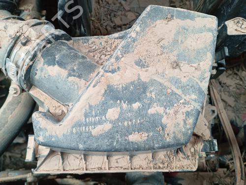 Used Air filter box FORD FIESTA VII (HJ, HF) 1.1 Ti-VCT (86 hp) 31049353