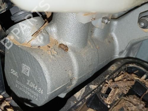 brake-master-cylinder-skoda-octavia-iv-nx3-nn3-pv3-2020-34539229 main image