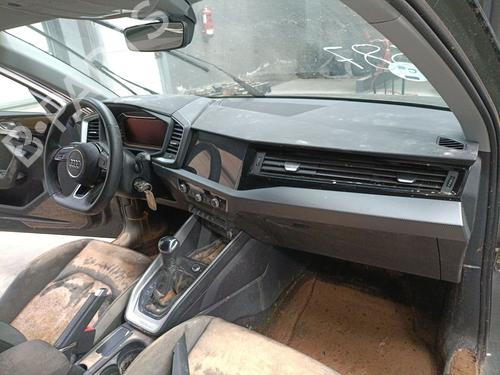 Instrumentbræt Instrumentbræt AUDI A1 Sportback (GBA) 30 TFSI (110 hp) 33983766 33983766