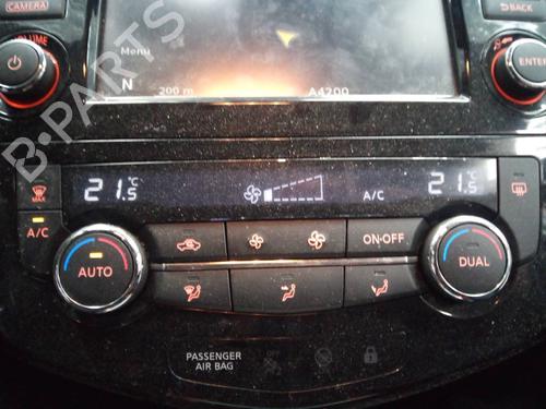 AC-Styringsenhed/Manøvreenhed NISSAN QASHQAI II SUV (J11, J11_) 1.5 dCi (110 hp) 9270190