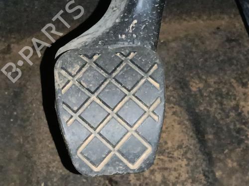 Used Break pedal VW TIGUAN (AD1, AX1) 2.0 TDI (150 hp) 31333630