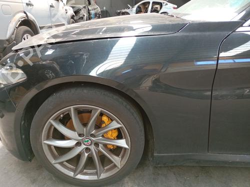 left-front-fenders-alfa-romeo-giulia-952_-2015-40228331 main image