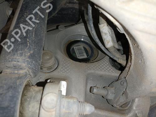 Used Right rear steering knuckle LAND ROVER RANGE ROVER EVOQUE (L551) 2.0 D165 (163 hp) 27151548
