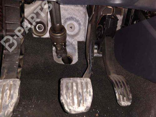 Used Break pedal Break pedal VOLVO XC60 I SUV (156) D3 (136 hp) 8786853 8786853