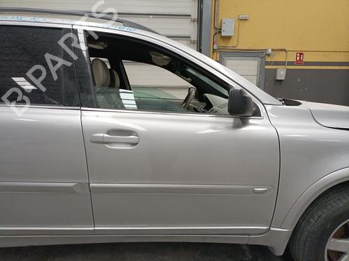 Used Right front door Right front door 37460138 37460138