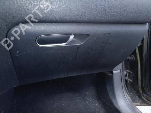 Used Glove box Glove box 38593656 38593656