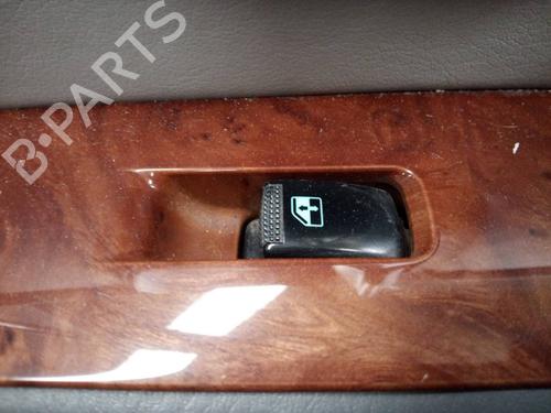 Used Right front window switch HYUNDAI TERRACAN (HP) 2.9 CRDi 4WD (150 hp) 17011865