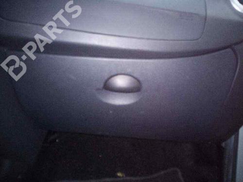 Used Glove box Glove box DACIA SANDERO 1.5 dCi (88 hp) 7052806 7052806
