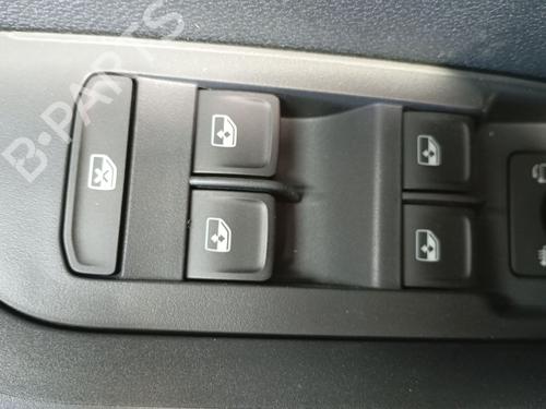 Used Left front window switch SKODA KAROQ (NU7, ND7) 2.0 TDI 4x4 (150 hp) 28725882