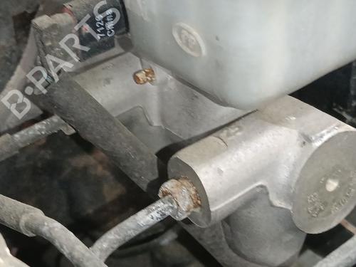 brake-master-cylinder-nissan-pathfinder-iii-r51-2005-37486607 main image