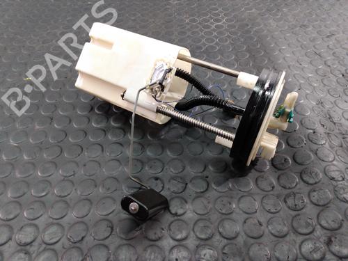 Used Fuel pump NISSAN X-TRAIL II (T31) 2.0 dCi 4x4 (173 hp) 16244778