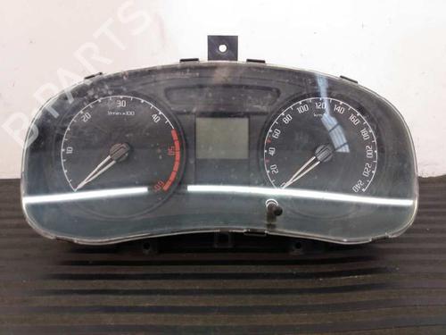 Used Instrument cluster SKODA ROOMSTER Praktik (5J) 1.4 TDI (70 hp) 6126833