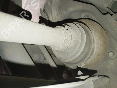 Used Left rear driveshaft Left rear driveshaft MERCEDES-BENZ C-CLASS T-Model (S205) C 200 BlueTEC / d (205.237) (136 hp) 40079894 40079894