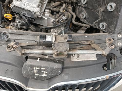 Used Front wiper motor Front wiper motor 37659907 37659907