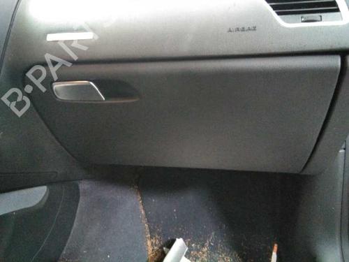 Used Glove box AUDI A5 Sportback (8TA) 2.0 TDI (143 hp) 6983995