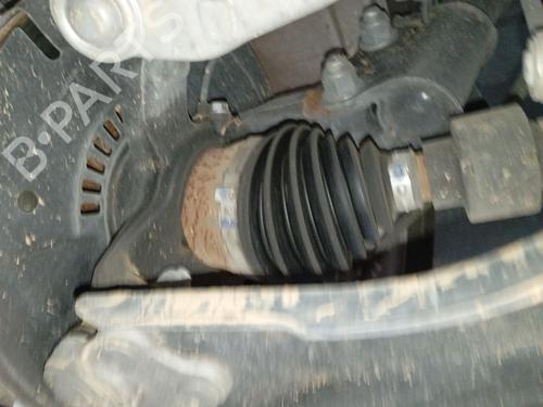 Used Left front steering knuckle RENAULT CAPTUR II (HF_) E-TECH 160 (158 hp) 31145440