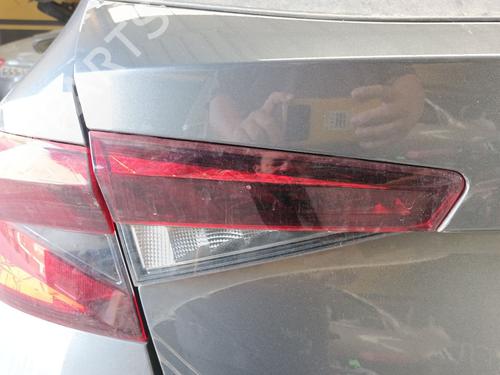 Venstre baglygte bagklap SKODA FABIA IV (PJ3) 1.0 MPI (80 hp) 28973845