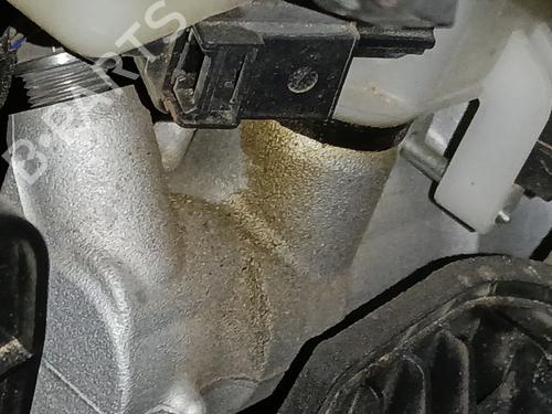 Used Brake master cylinder AUDI Q3 (F3B) 35 TDI (150 hp) 30589856