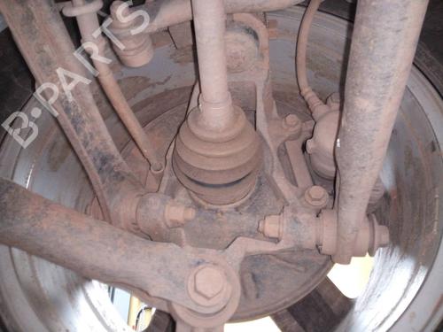 Used Right rear steering knuckle LAND ROVER FREELANDER 2 (L359) 2.2 TD4 4x4 (152 hp) 13451403