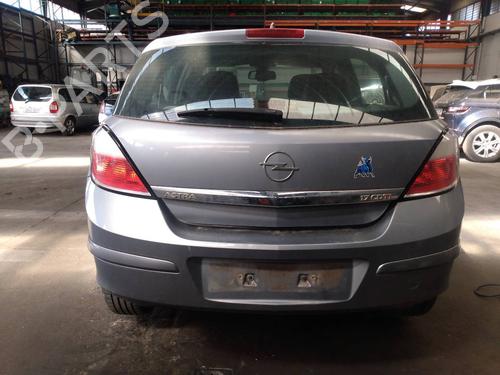 Fuse box OPEL ASTRA H (A04)  | BP21289015E1 