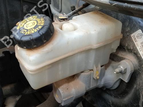 Used Brake master cylinder DACIA SANDERO II [2012-2025]  9690733