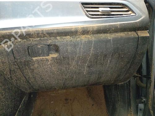 Used Glove box VW T-ROC (A11, D11) 1.0 TSI (110 hp) 32977404