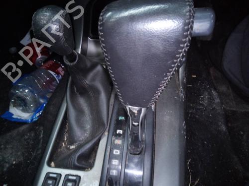 Used Gear lever NISSAN TERRANO II (R20) 3.0 Di 4WD (154 hp) 8488043