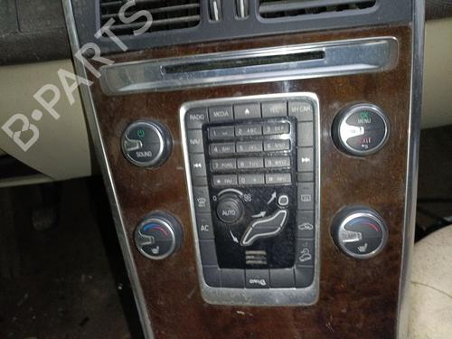 BP30698235M83 main image