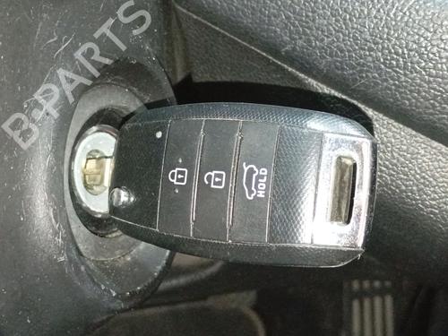 Module électronique KIA CEE'D (JD) 1.4 CRDi 90 (90 hp) 32773728