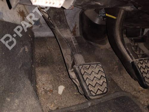 Used Clutch pedal Clutch pedal TOYOTA YARIS (_P13_) 1.0 (KSP130_, KSP130) (69 hp) 10635338 10635338