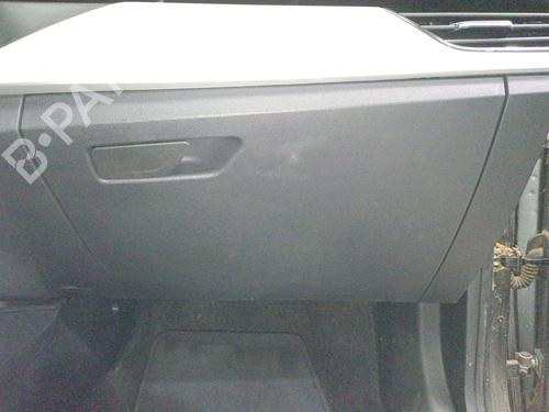 Handskerum Handskerum SKODA KAMIQ (NW4) 1.0 TSI (110 hp) 33203051 33203051