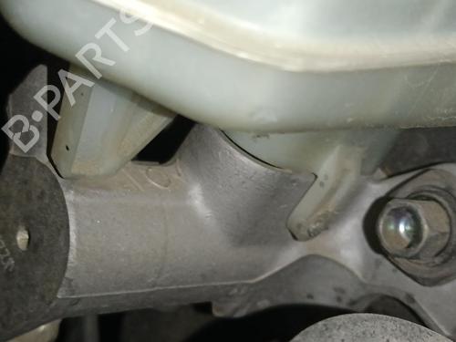 brake-master-cylinder-opel-insignia-a-g09-2008-2009-2010-2011-2012-2013-2014-2015-2016-2017-32016548 main image