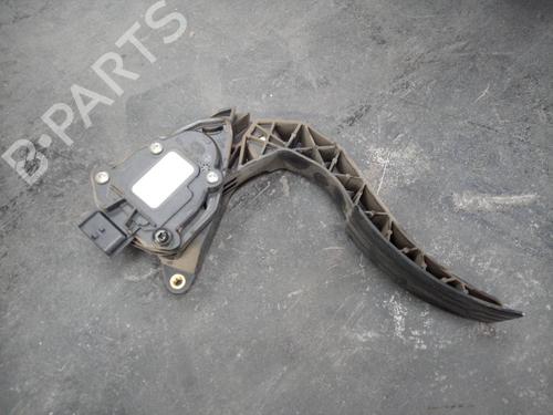 Pedal RENAULT CLIO IV (BH_) 1.5 dCi 90 (90 hp) 15710280