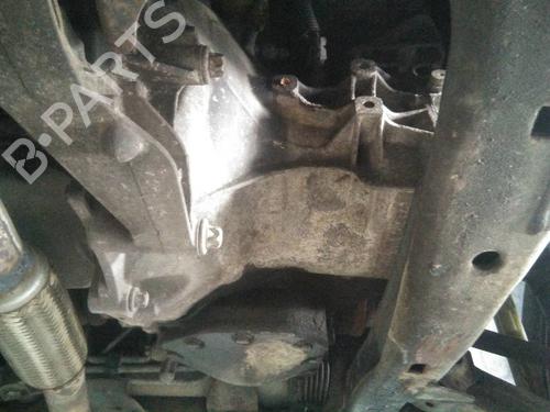 Fuse box OPEL ZAFIRA / ZAFIRA FAMILY B (A05)  | BP24168438E1 